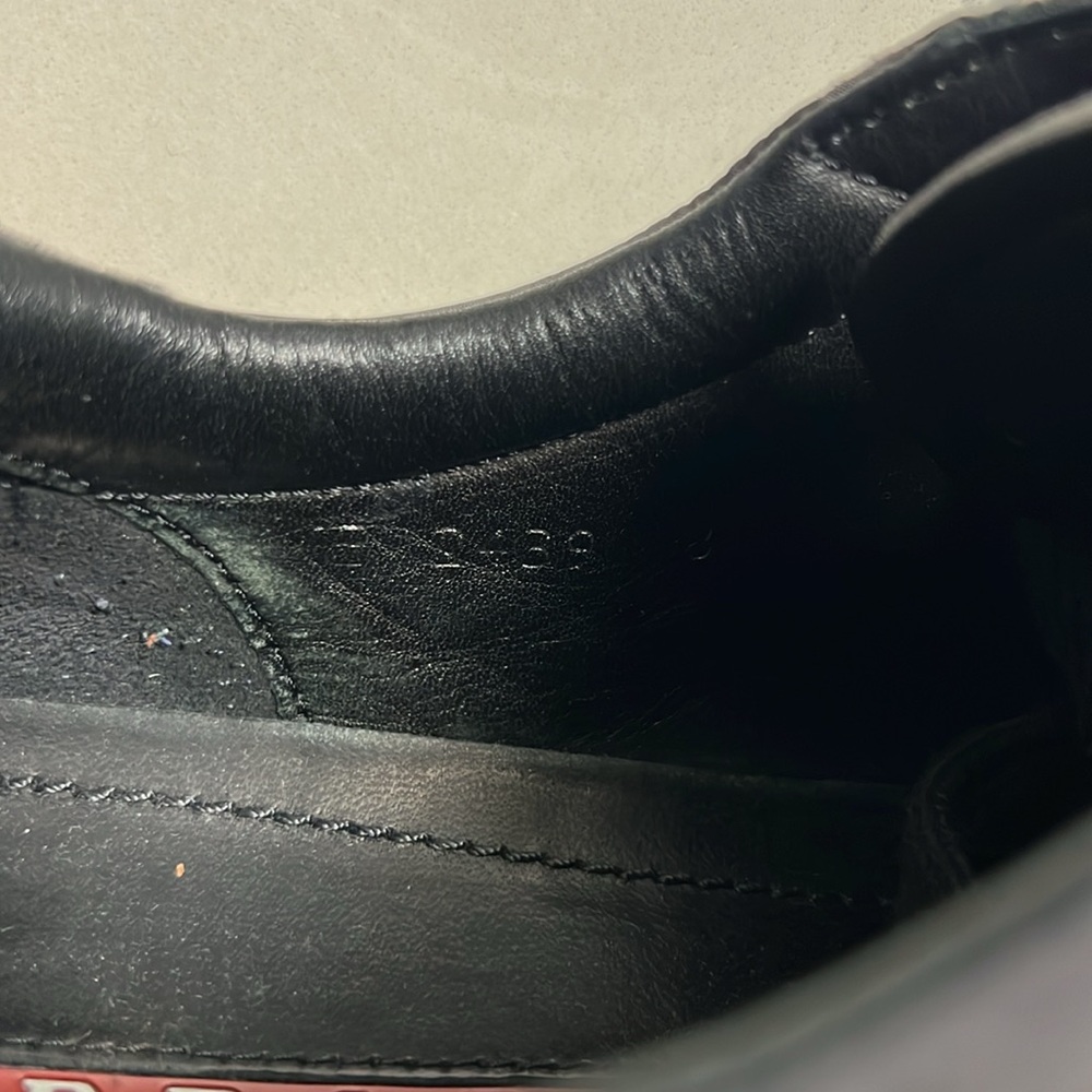 Title:
Prada Black Suede & Nylon Sneakers 4E 2439- Men’s Size 8 good condition - Picture 6 of 10